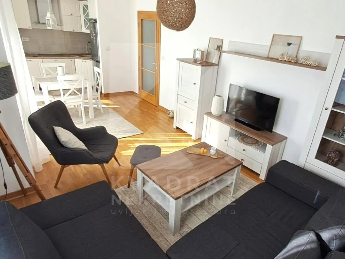 Rent, one bedroom apartment, 51m², City Kvart, Podgorica