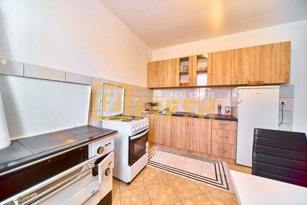 Izdavanje, dvosoban stan, 90m², Zagorič, Podgorica