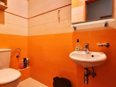 Izdavanje, trosoban stan, 84m², Pobrežje, Podgorica - image 11