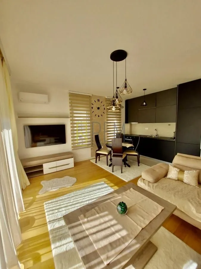 Rent, two bedroom apartment, 63m², Drač, Podgorica
