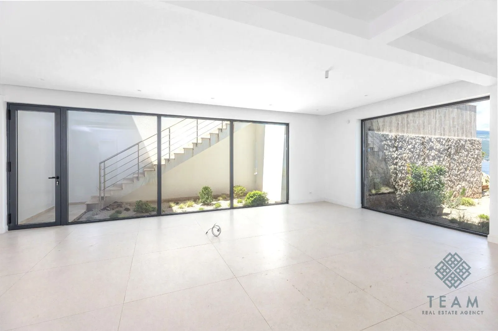 Sale, house, 328m², Krašići, Tivat