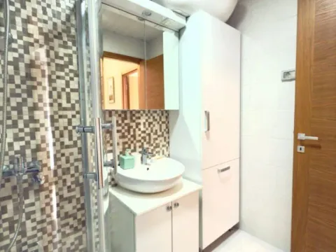 Izdavanje, dvosoban stan, 64m², City Kvart, Podgorica - image 10