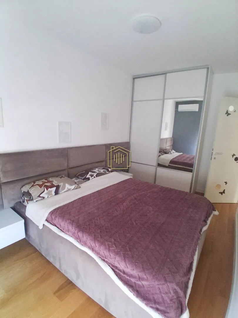 Prodaja, jednosoban stan, 40m², Central Point, Podgorica