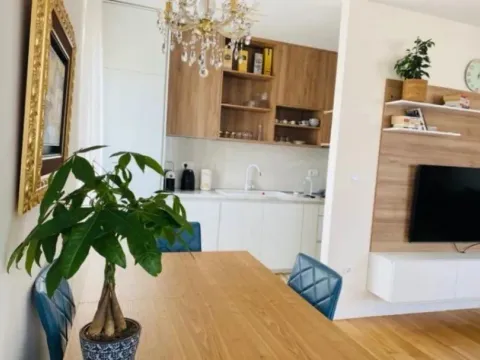 Rent, three bedroom apartment, 96m², Central Point, Podgorica - image 3