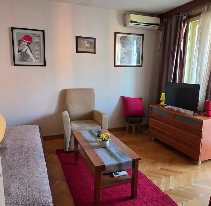 Prodaja, garsonjera, 30m², Gintaš, Podgorica