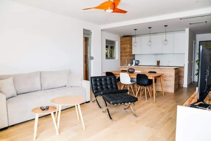 Prodaja, trosoban stan, 120m², Kavač, Kotor