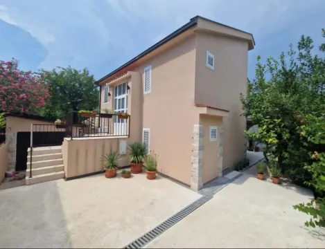 Sale, house, 160m², Stoliv, Kotor - image 5
