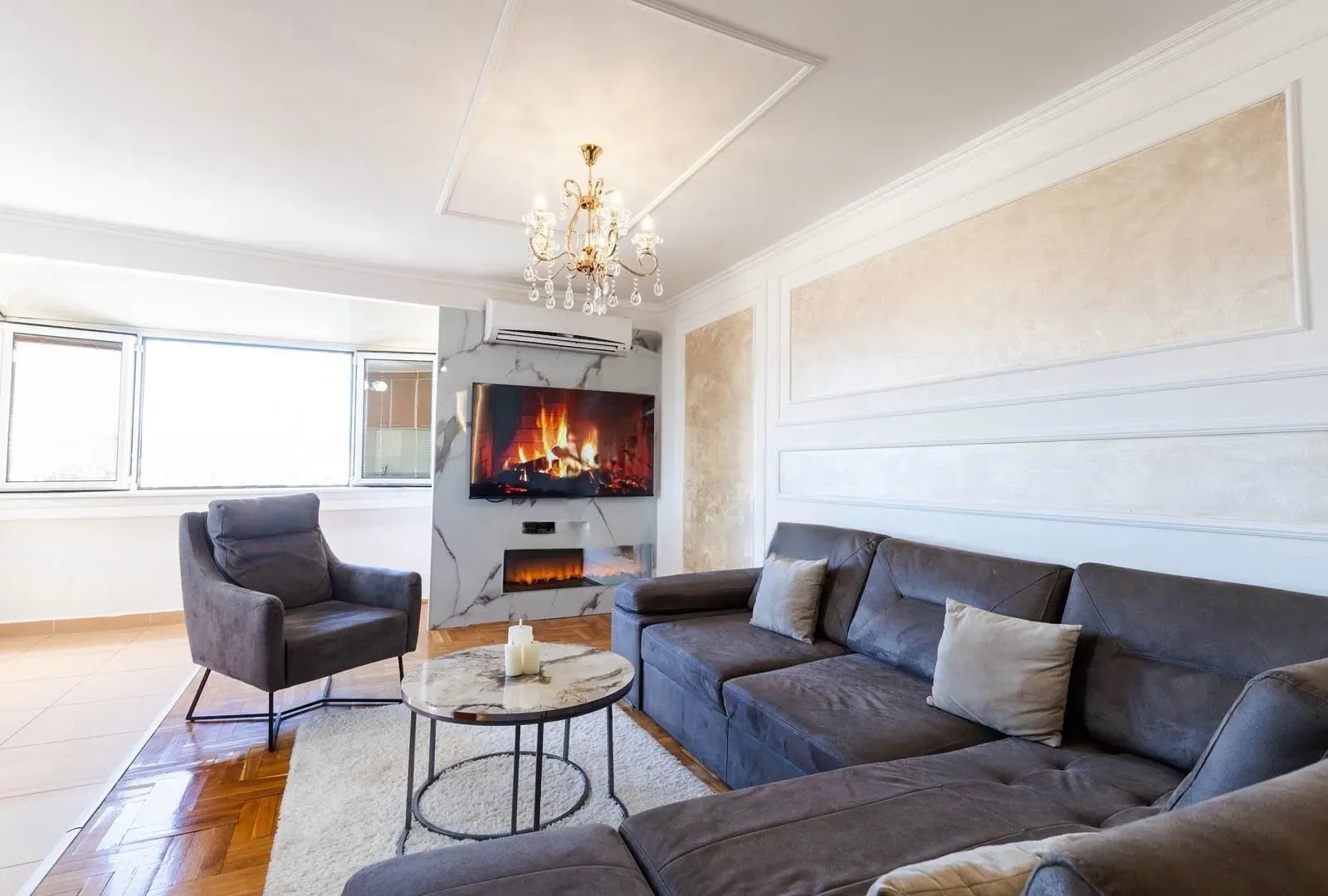 Prodaja, dvosoban stan, 90m², Centar, Podgorica