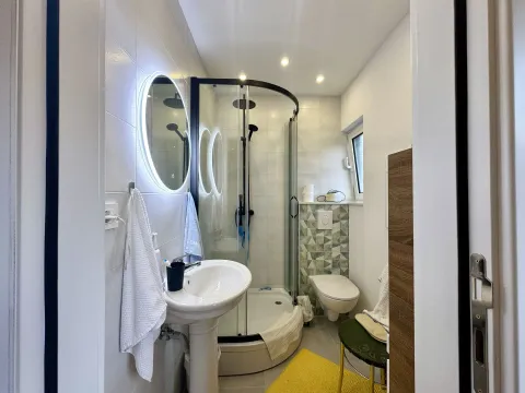 Sale, house, 375m², Kalimanj, Tivat - image 5