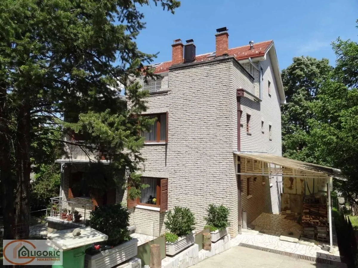 Prodaja, kuća, 360m², Kaludjerica, Grocka