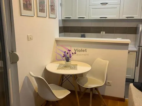 Rent, two bedroom apartment, 63m², City Kvart, Podgorica - image 4