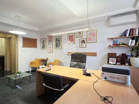 Rent, office space, 129m², Preko Morače, Podgorica - image 10