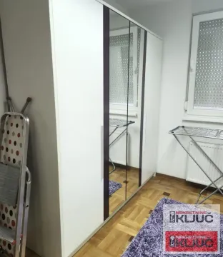 Izdavanje, četvorosoban stan, 102m², Bulevar patrijarha Pavla, Novi Sad Sve Podlokacije - image 12