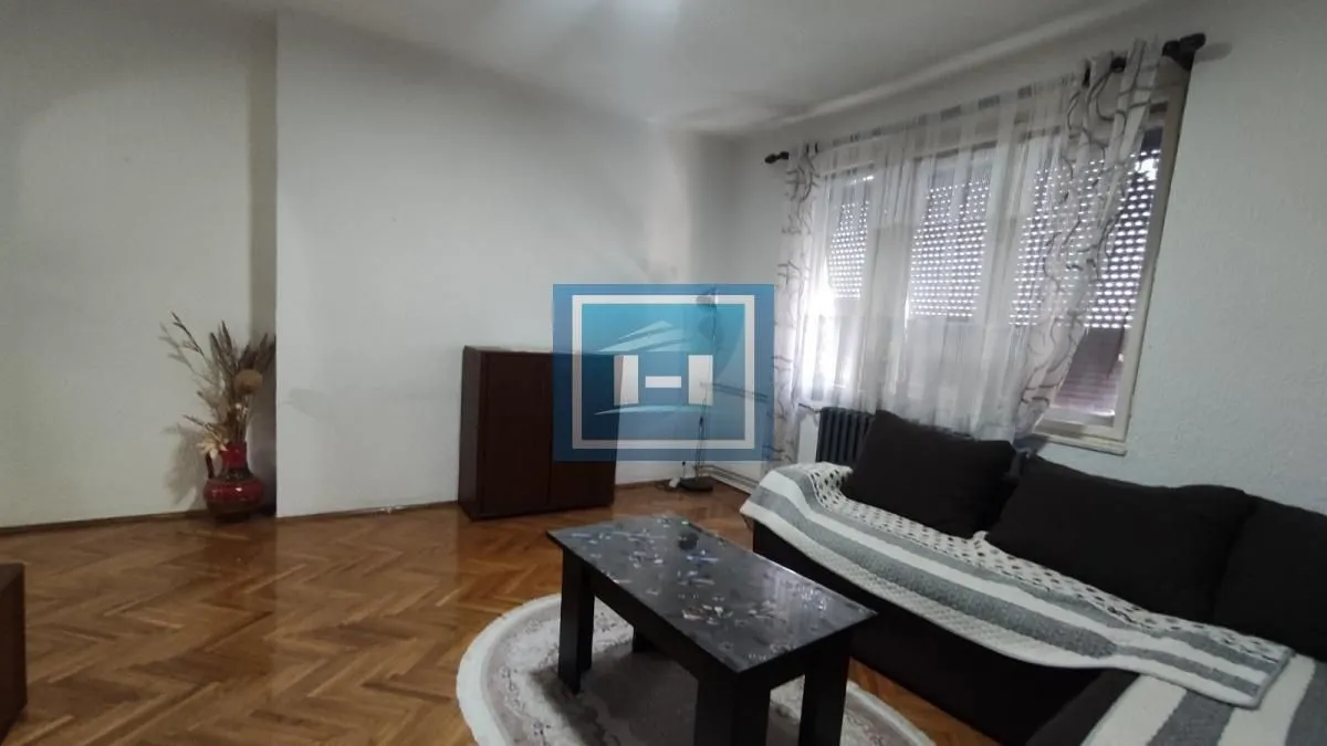 Izdavanje, dvosoban stan, 55m², Centar, Jagodina