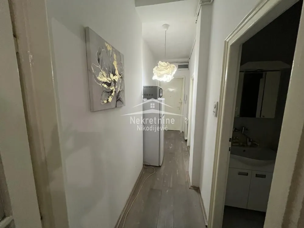 Rent, two bedroom apartment, 46m², Slavija, Vračar Sve Podlokacije