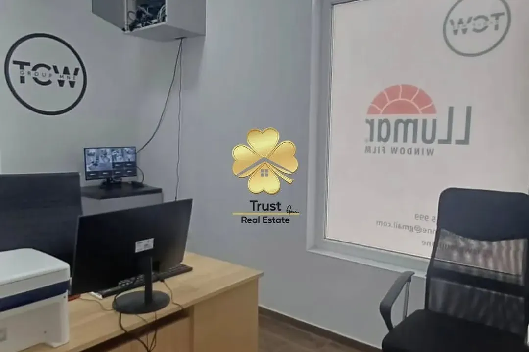 Rent, office space, 78m², Nikšić, Crna Gora