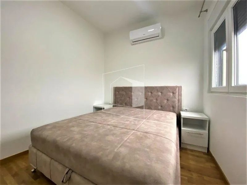 Rent, one bedroom apartment, 39m², Drač, Podgorica