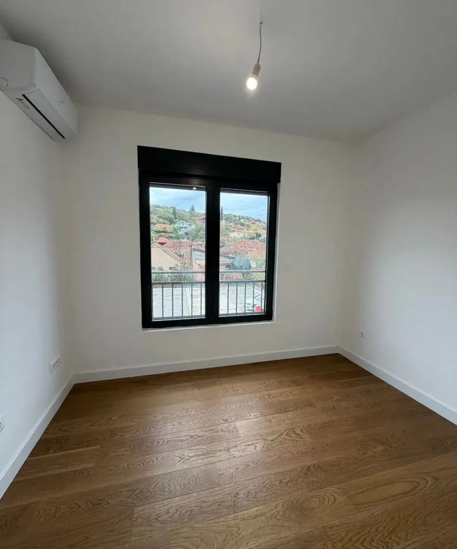 Prodaja, dvosoban stan, 79m², Preko Morače, Podgorica