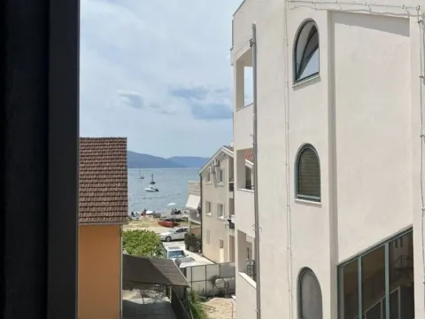 Izdavanje, dvosoban stan, 90m², Kalimanj, Tivat - image 6