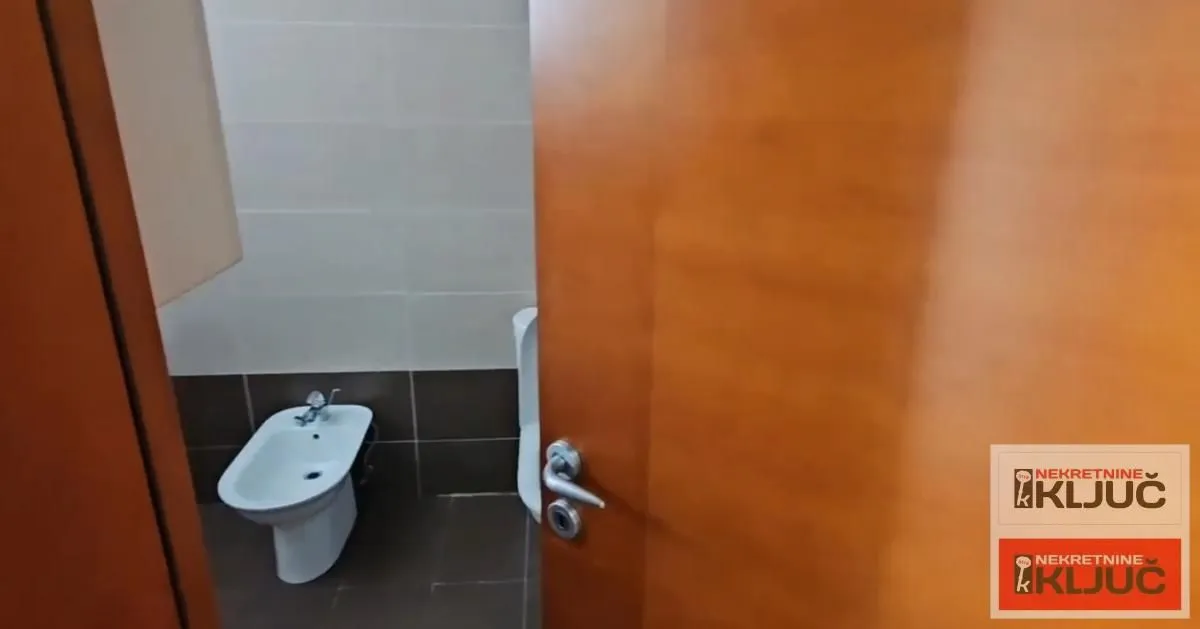 Rent, office space, 117m², Spens, Novi Sad Sve Podlokacije