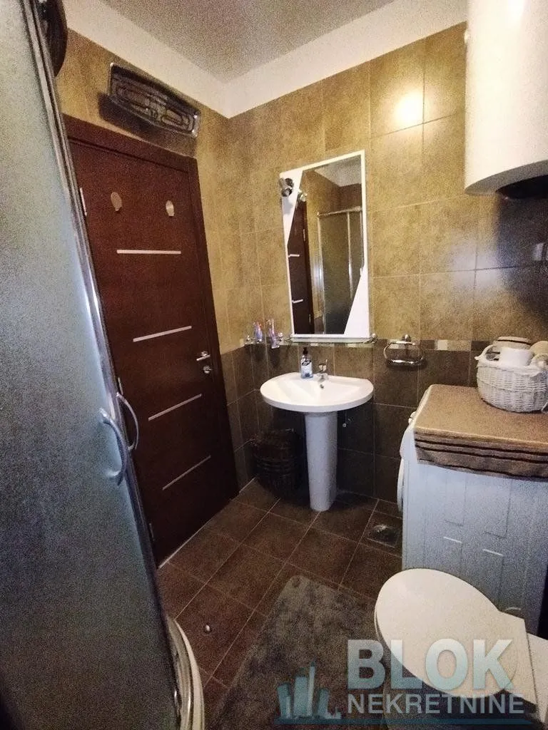 Izdavanje, jednosoban stan, 56m², Preko Morače, Podgorica