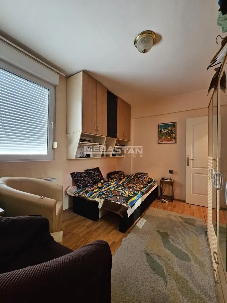Sale, three bedroom apartment, 69m², Karaburma, Palilula Sve Podlokacije