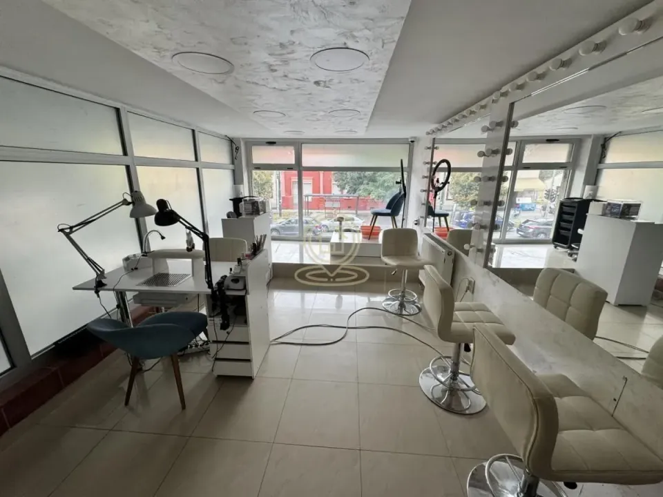 Sale, office space, 80m², Podbara, Novi Sad Sve Podlokacije