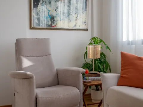 Sale, two bedroom apartment, 63m², Pod Kuk, Tivat - image 3