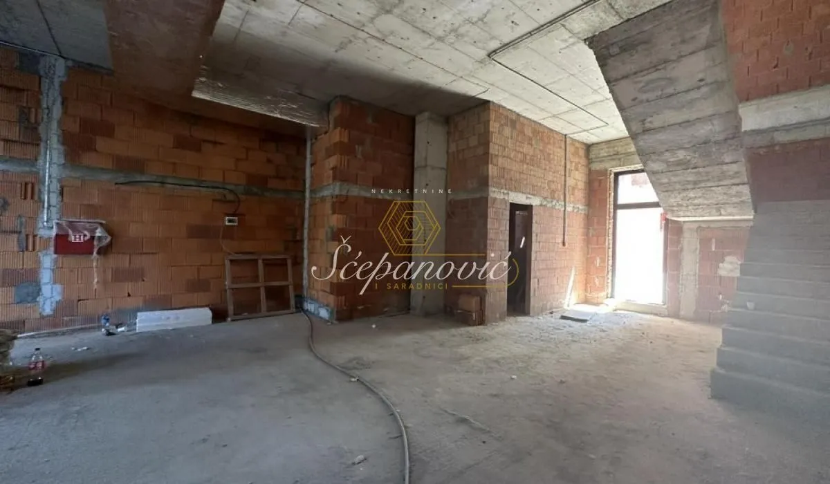 Sale, office space, 207m², Sajam, Novi Sad Sve Podlokacije