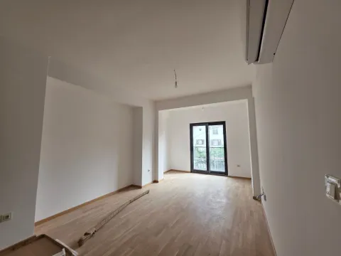 Sale, two bedroom apartment, 79m², Budva, Crna Gora - image 25