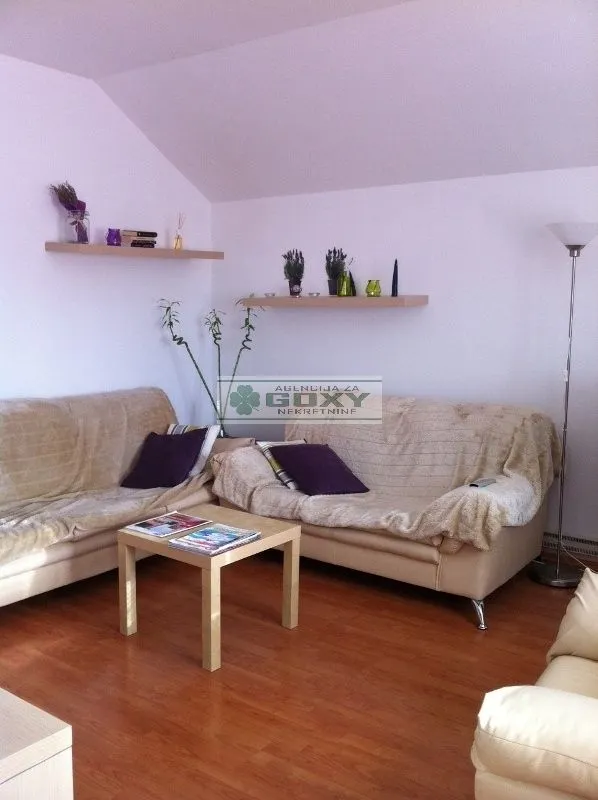 Prodaja, kuća, 475m², Jajinci, Voždovac Sve Podlokacije