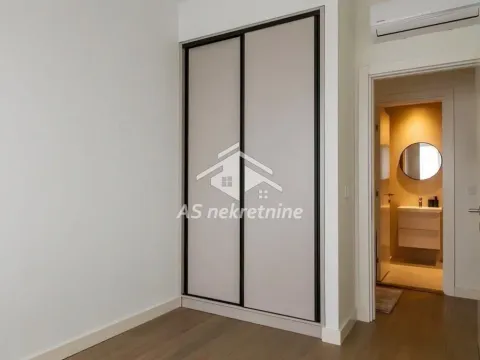 Izdavanje, trosoban stan, 75m², Savski Venac, Beograd - image 15