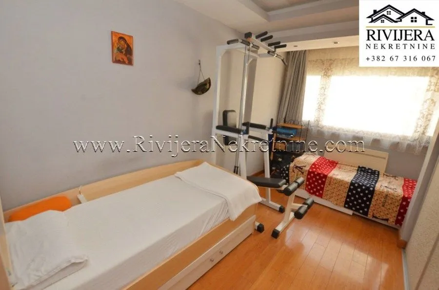 Prodaja, dvosoban stan, 77m², Igalo, Herceg Novi