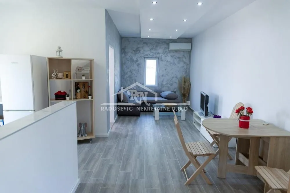 Prodaja, kuća, 247m², Miljakovac, Rakovica