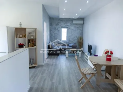 Prodaja, kuća, 247m², Miljakovac, Rakovica - image 6