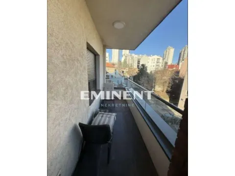 Izdavanje, trosoban stan, 56m², Južni Bulevar, Vračar Sve Podlokacije - image 12