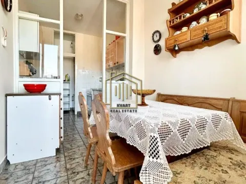 Izdavanje, dvosoban stan, 60m², Momišići, Podgorica - image 12