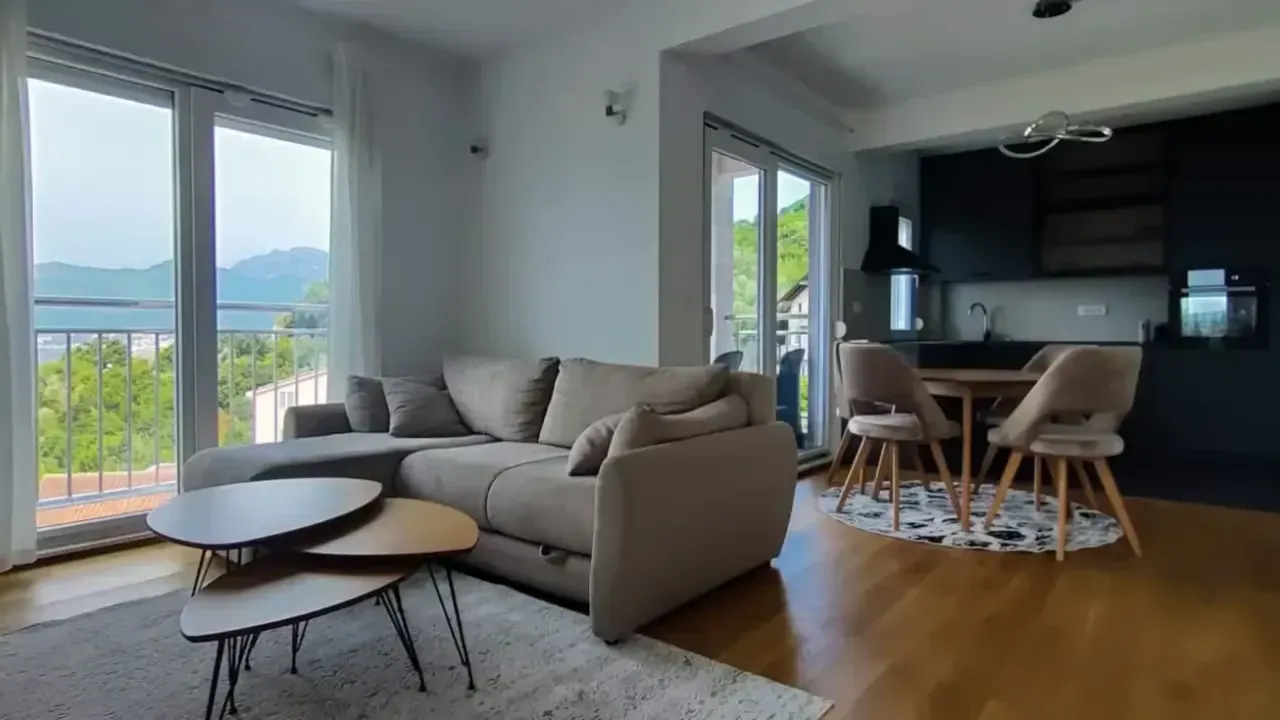 Rent, apartment, 70m², Tivat, Crna Gora