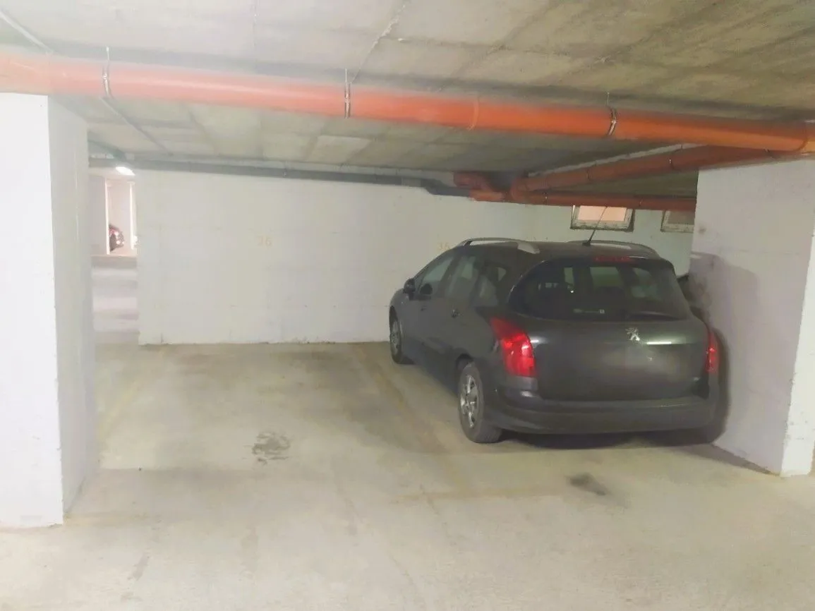 Rent, parking/garage, 12m², Centar, Stara Pazova