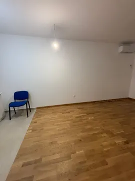 Izdavanje, jednosoban stan, 40m², Tološi, Podgorica - image 2