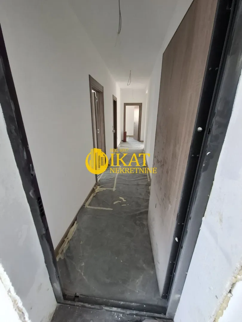 Prodaja, trosoban stan, 82m², Jajinci, Voždovac Sve Podlokacije