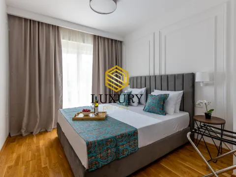 Rent, two bedroom apartment, 71m², Bečići, Budva - image 12