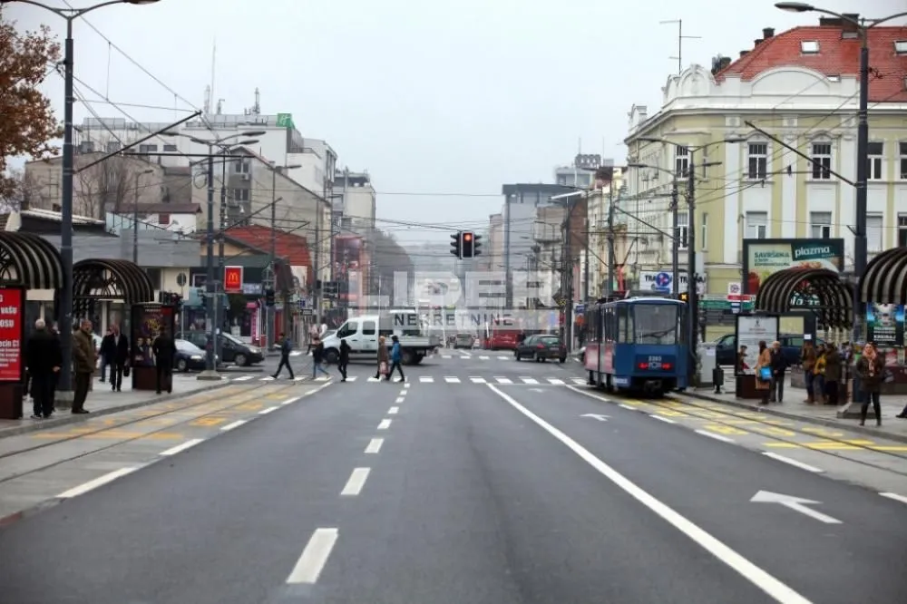 Izdavanje, poslovni prostor, 165m², Vukov Spomenik, Zvezdara Sve Podlokacije