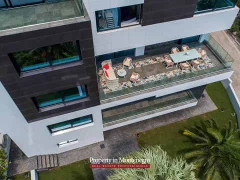 Sale, house, 831m², Bečići, Budva - image 17