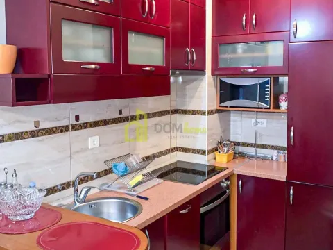 Izdavanje, jednosoban stan, 42m², Centar, Podgorica - image 4