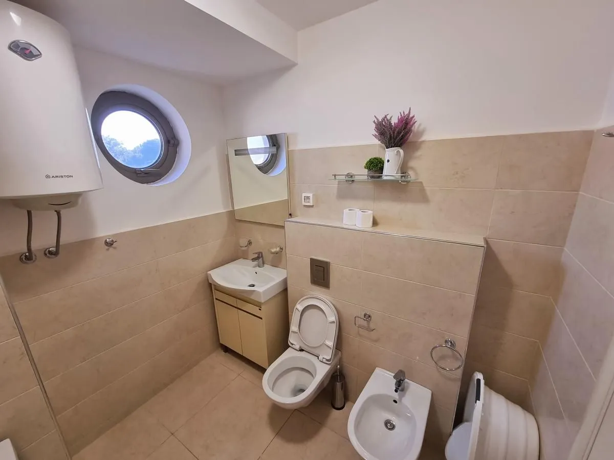 Rent, three bedroom apartment, 134m², Bečići, Budva