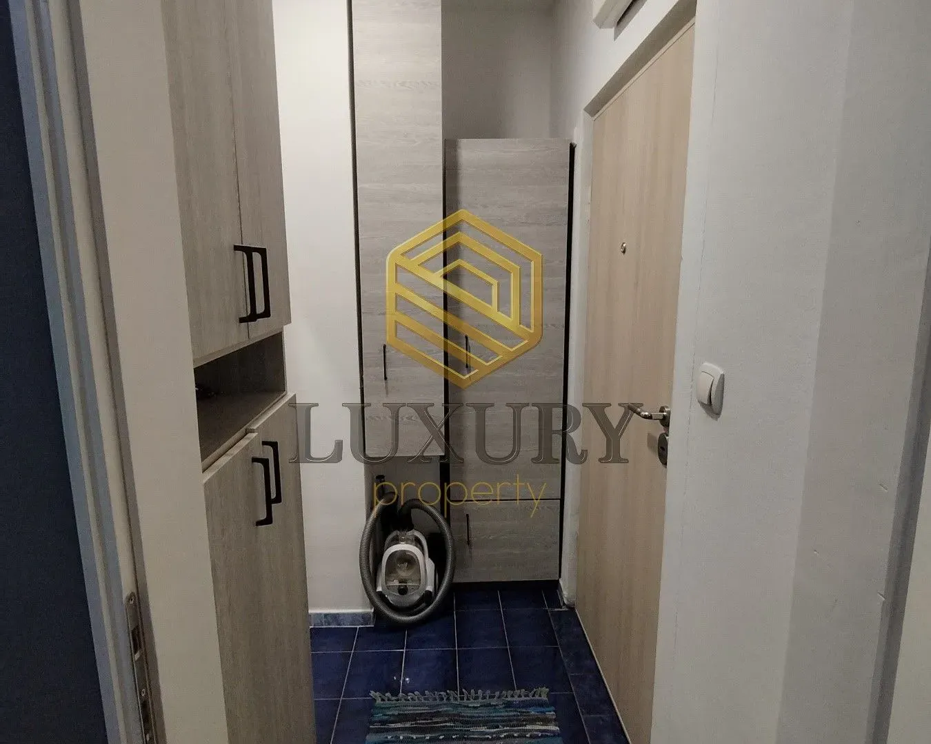 Rent, studio apartment, 25m², Stari Aerodrom, Podgorica