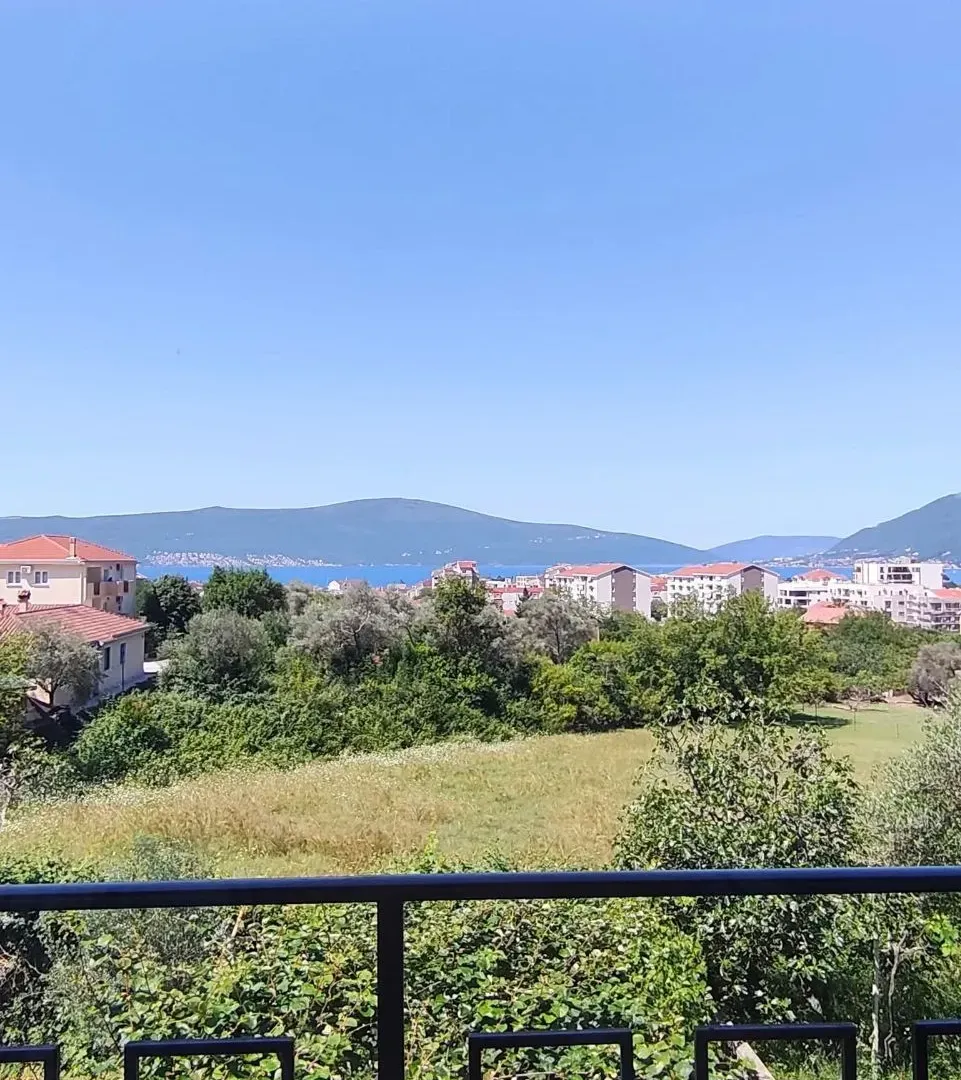 Rent, one bedroom apartment, 38m², Tivat, Crna Gora