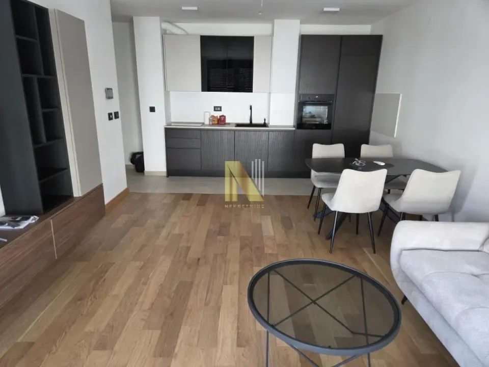 Rent, three bedroom apartment, 72m², Sajmište, Novi Sad