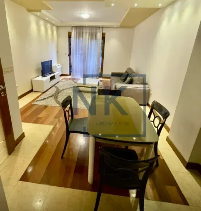 Izdavanje, jednosoban stan, 58m², Centar, Podgorica